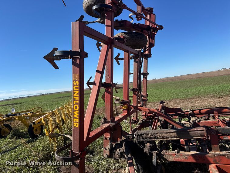 image for item NA9821 Sunflower 533127 field cultivator