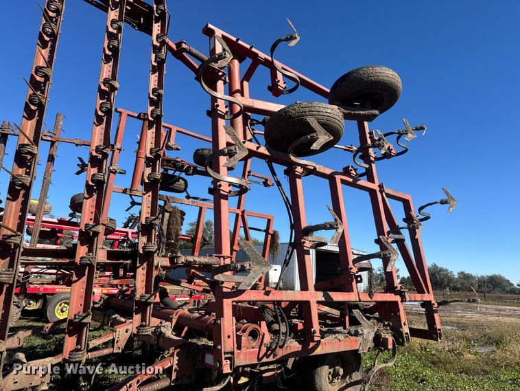 image for item NA9821 Sunflower 533127 field cultivator