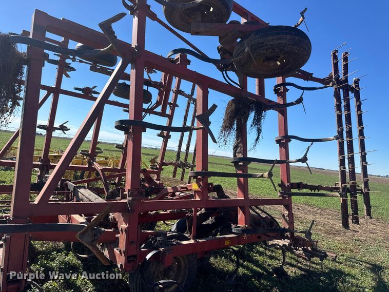 image for item NA9821 Sunflower 533127 field cultivator