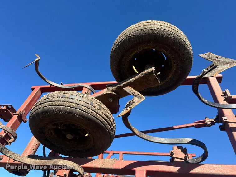 image for item NA9821 Sunflower 533127 field cultivator