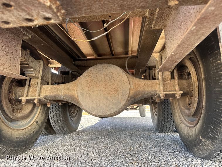 image for item NA9823 1972 Chevrolet C/50 grain truck