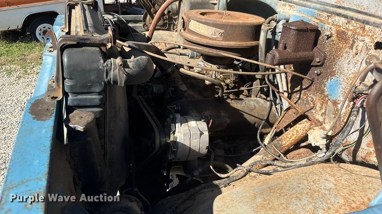 image for item NA9823 1972 Chevrolet C/50 grain truck