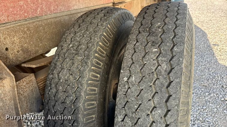 image for item NA9823 1972 Chevrolet C/50 grain truck