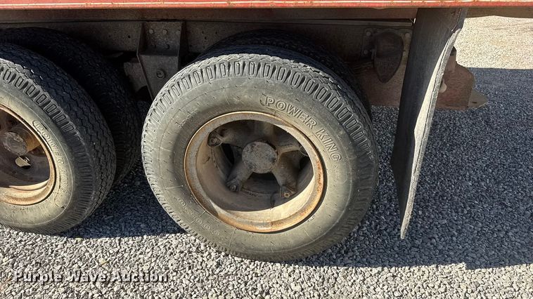 image for item NA9823 1972 Chevrolet C/50 grain truck