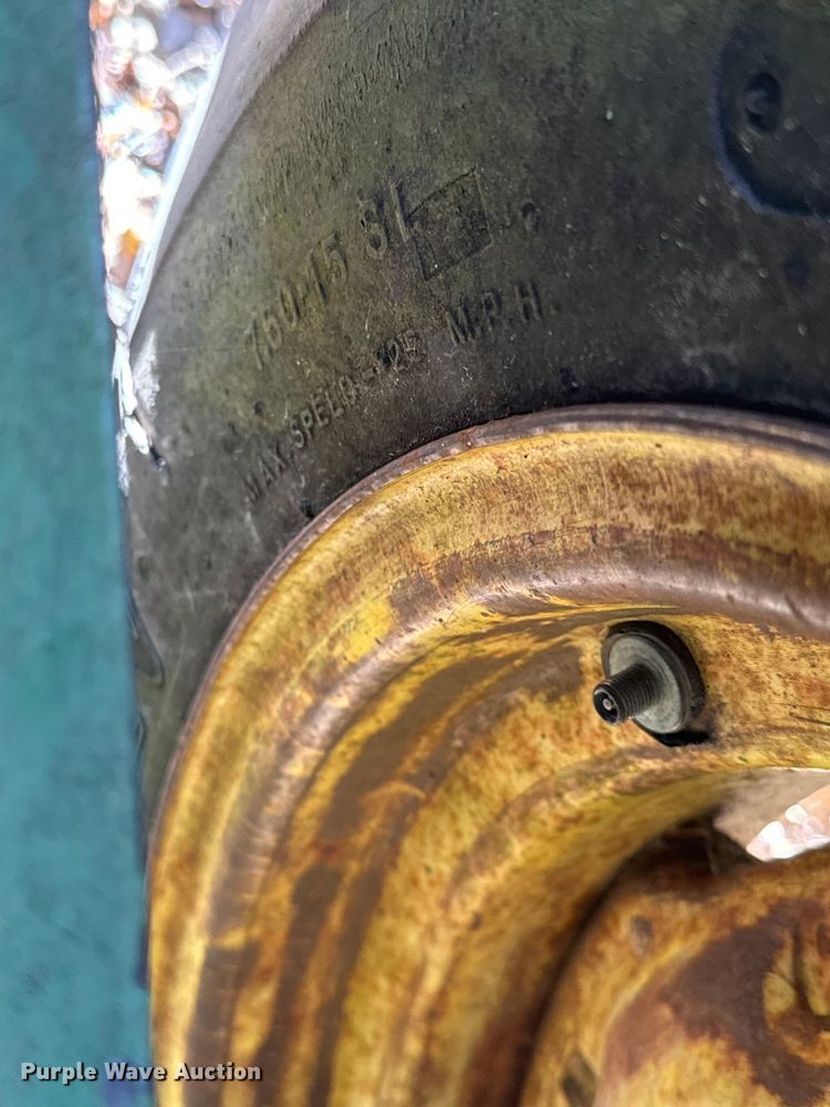 image for item NA9826 John Deere 7200 Max Emerge 2 no-till planter