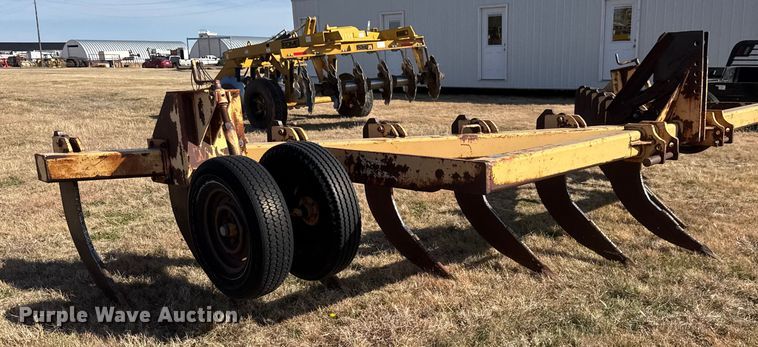 image for item NA9841 Ripper