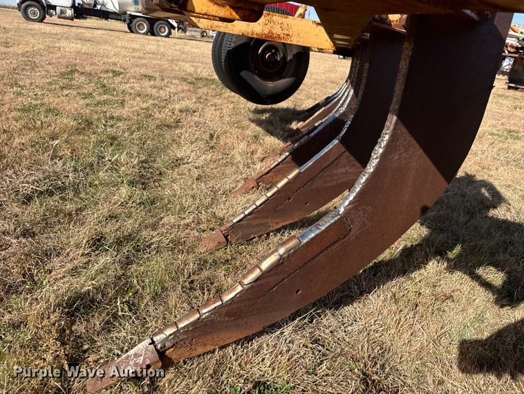 image for item NA9841 Ripper