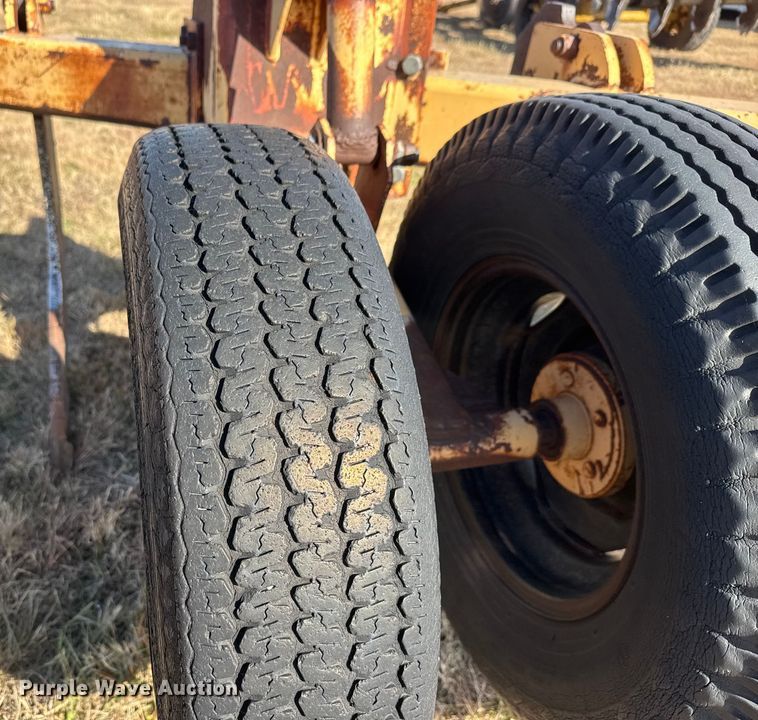 image for item NA9841 Ripper