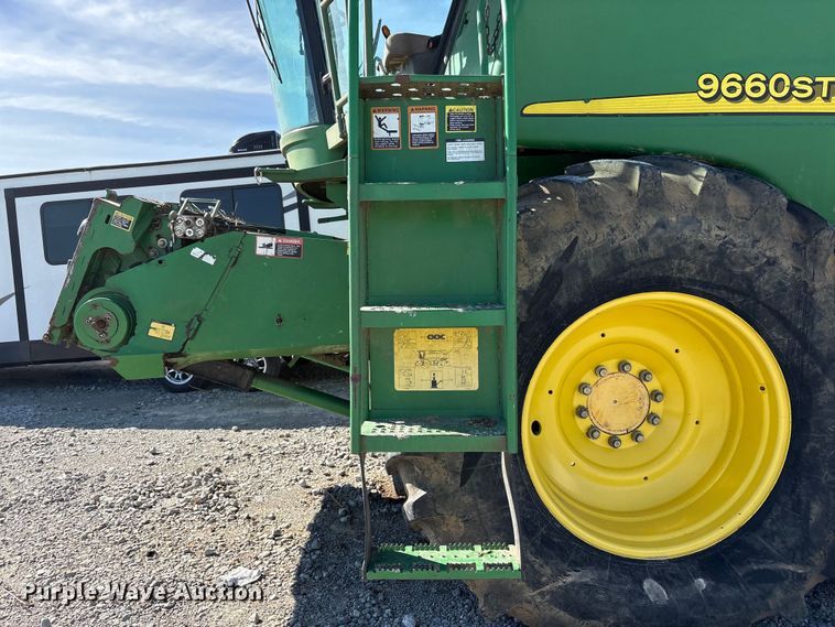 image for item YA1353 2007 John Deere 9660 STS combine