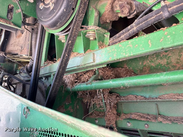 image for item YA1353 2007 John Deere 9660 STS combine