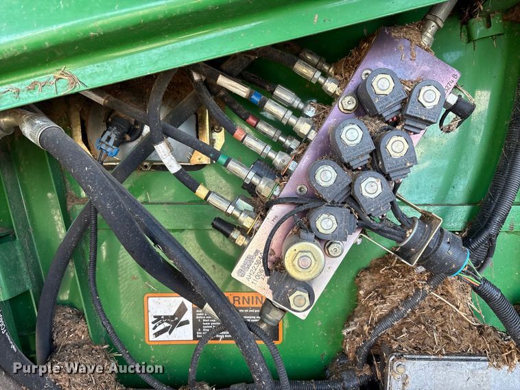 image for item YA1353 2007 John Deere 9660 STS combine