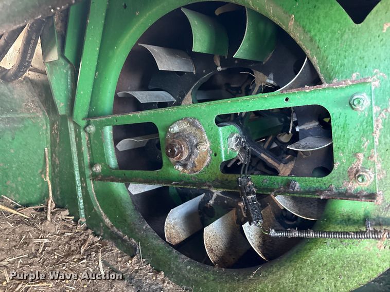 image for item YA1353 2007 John Deere 9660 STS combine