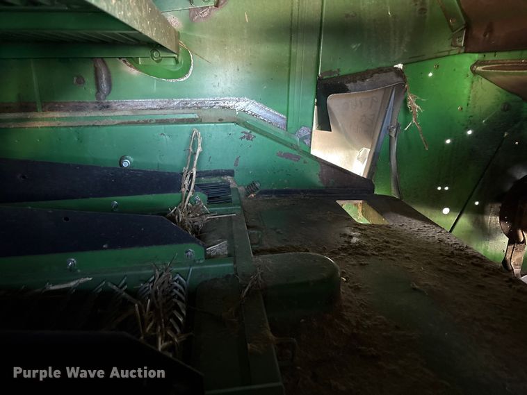 image for item YA1353 2007 John Deere 9660 STS combine