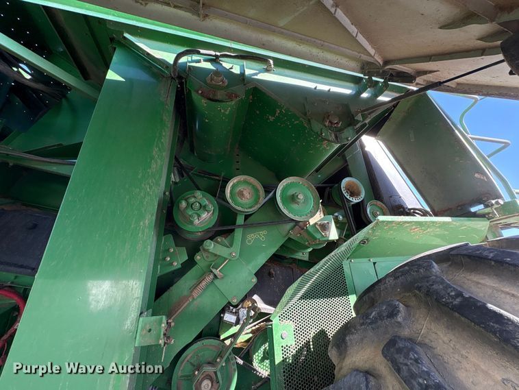 image for item YA1353 2007 John Deere 9660 STS combine