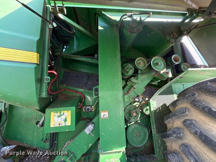 image for item YA1353 2007 John Deere 9660 STS combine