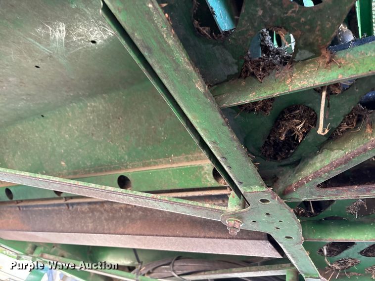 image for item YA1353 2007 John Deere 9660 STS combine