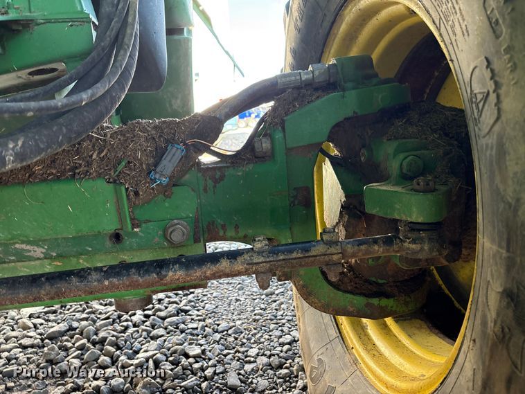 image for item YA1353 2007 John Deere 9660 STS combine