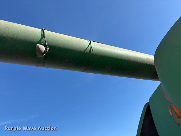 image for item YA1353 2007 John Deere 9660 STS combine