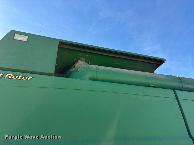 image for item YA1353 2007 John Deere 9660 STS combine