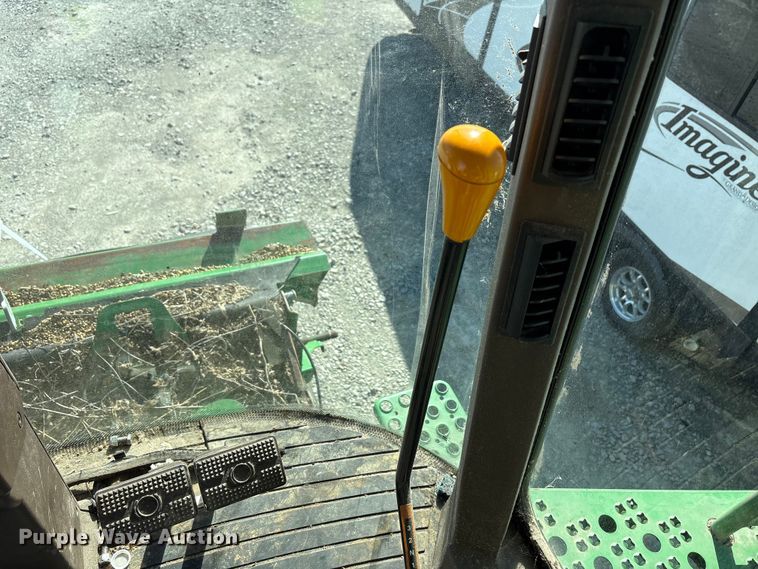 image for item YA1353 2007 John Deere 9660 STS combine