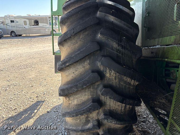 image for item YA1353 2007 John Deere 9660 STS combine