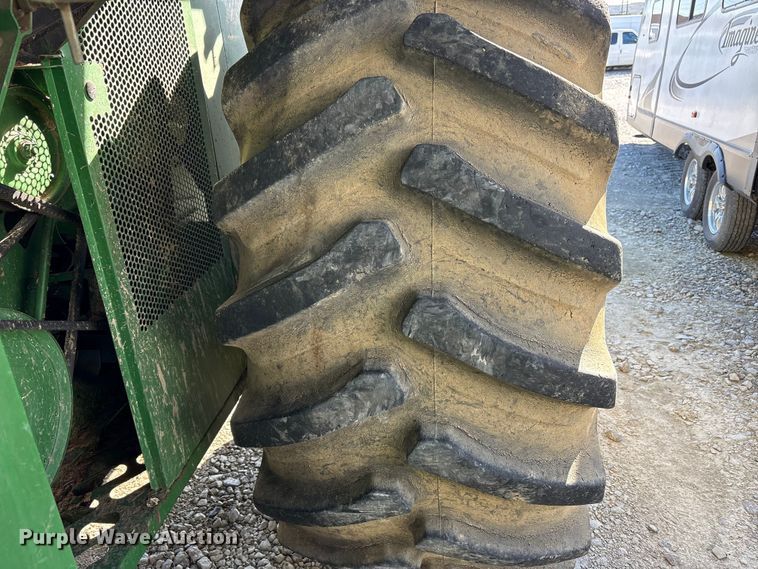 image for item YA1353 2007 John Deere 9660 STS combine