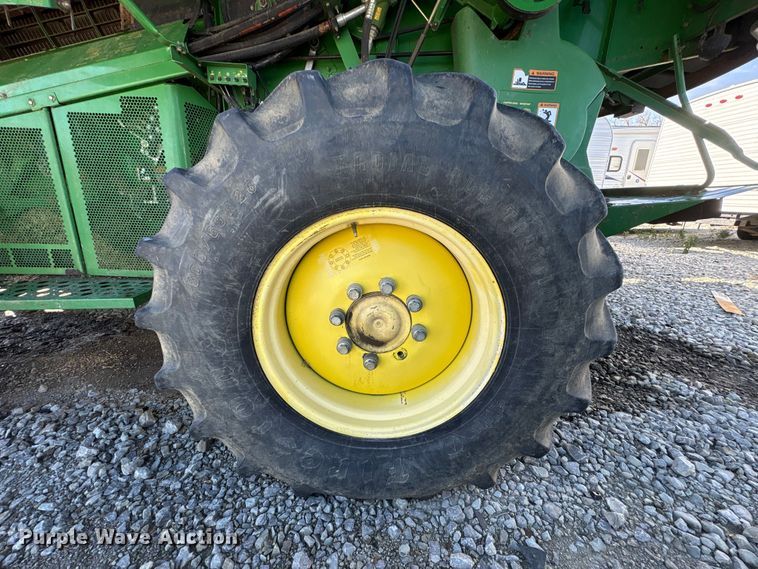 image for item YA1353 2007 John Deere 9660 STS combine