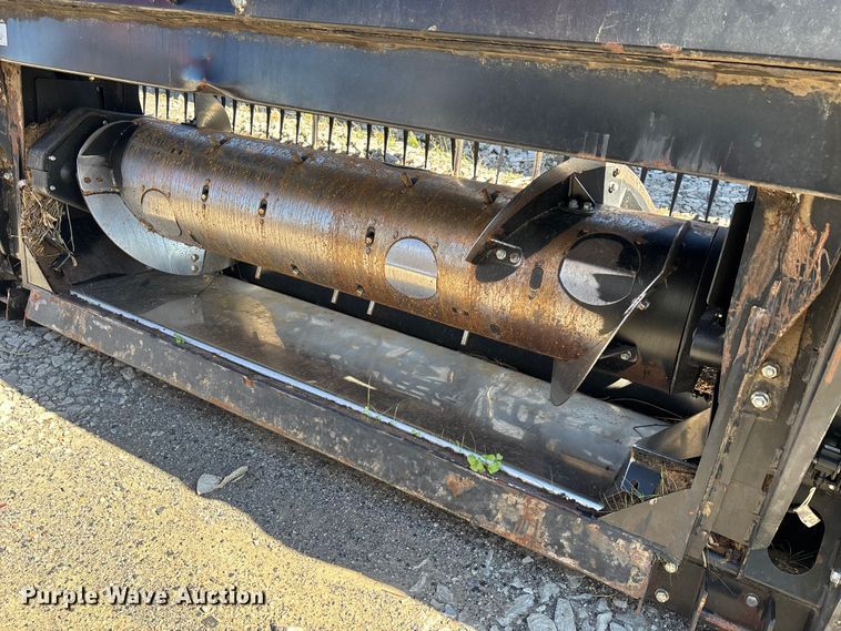 image for item YA1360 2019 MacDon FD140 flex draper head