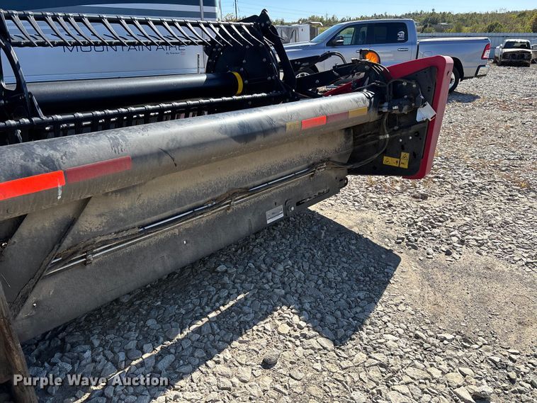 image for item YA1360 2019 MacDon FD140 flex draper head