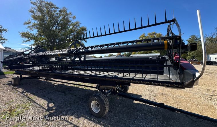 image for item YA1379 2015 MacDon FD75S flex draper head