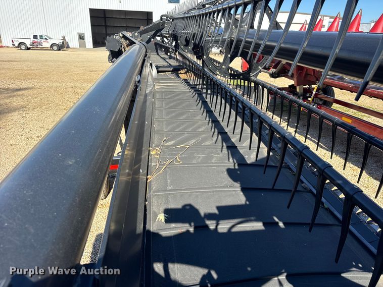 image for item YA1379 2015 MacDon FD75S flex draper head