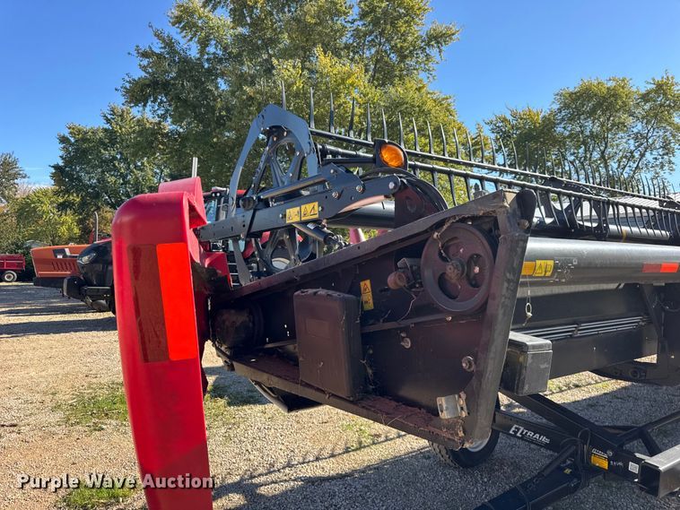 image for item YA1379 2015 MacDon FD75S flex draper head