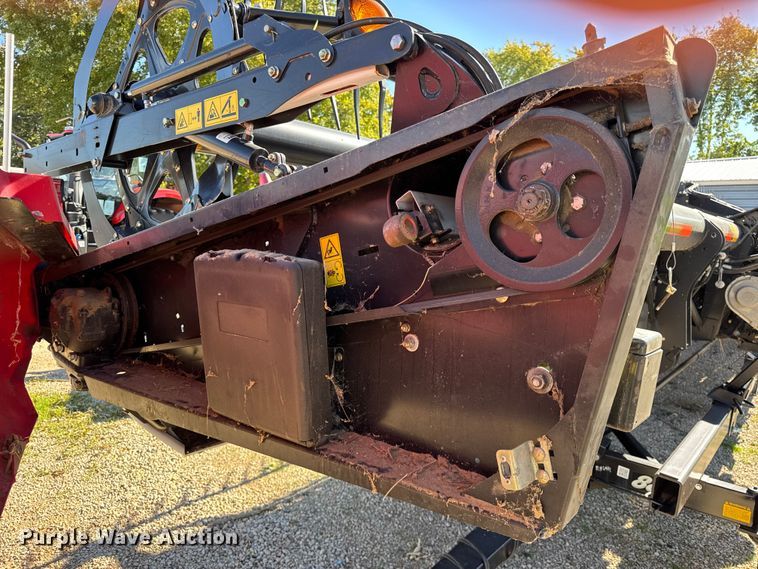 image for item YA1379 2015 MacDon FD75S flex draper head