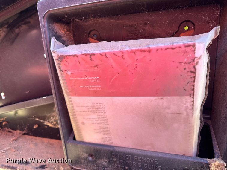 image for item YA1379 2015 MacDon FD75S flex draper head