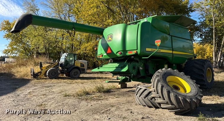 image for item YA1410 2010 John Deere 9870 STS combine