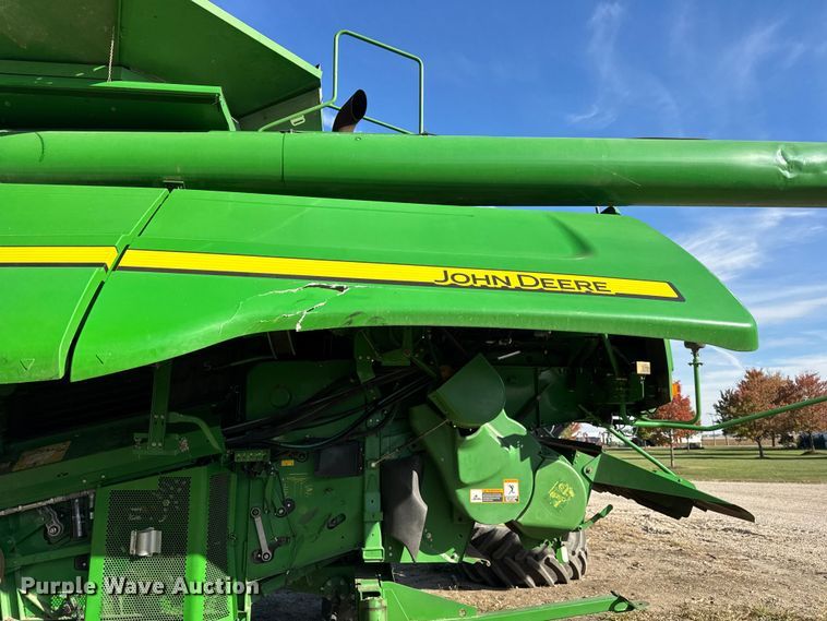 image for item YA1410 2010 John Deere 9870 STS combine