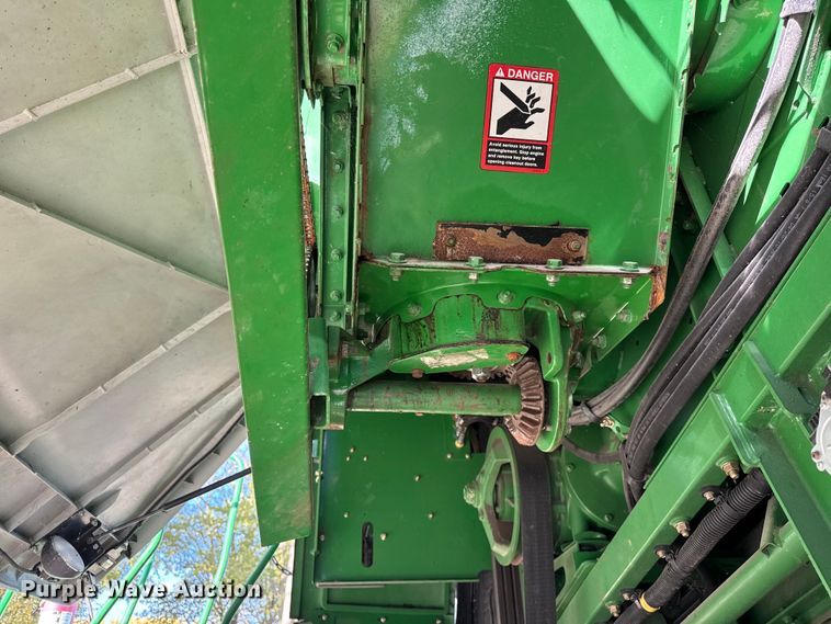 image for item YA1410 2010 John Deere 9870 STS combine