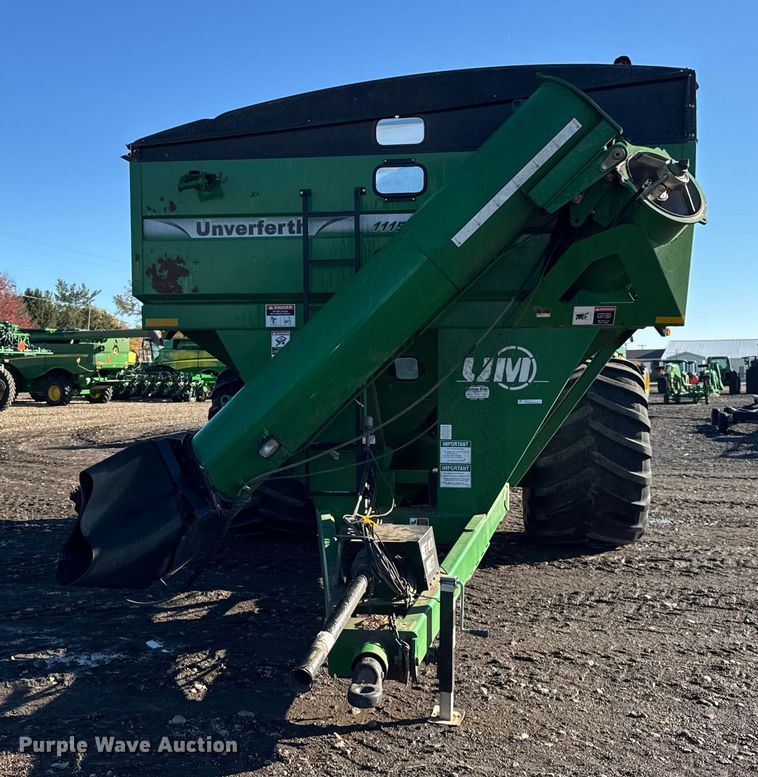 image for item YA1411 2011 Unverferth 1115 grain cart
