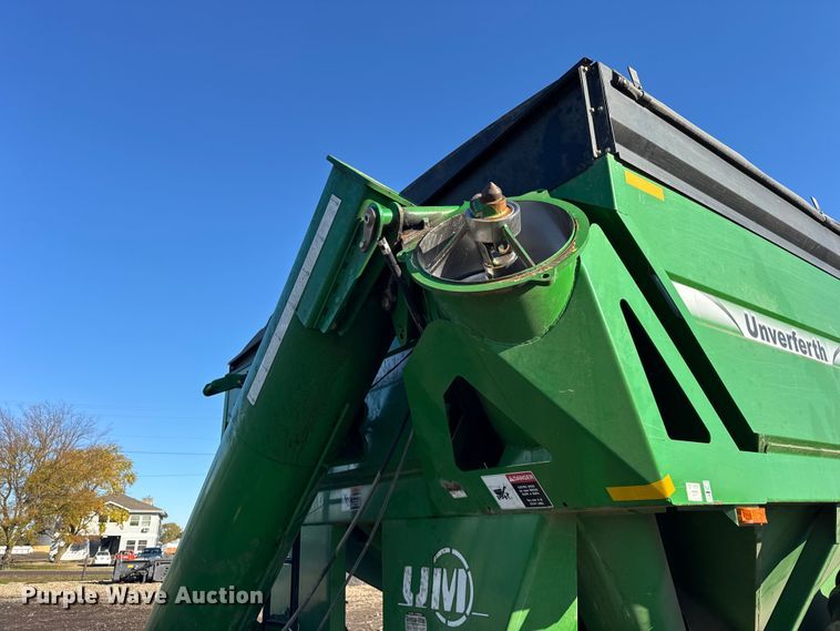 image for item YA1411 2011 Unverferth 1115 grain cart