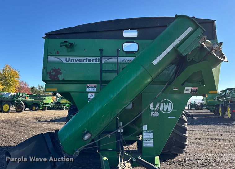 image for item YA1411 2011 Unverferth 1115 grain cart