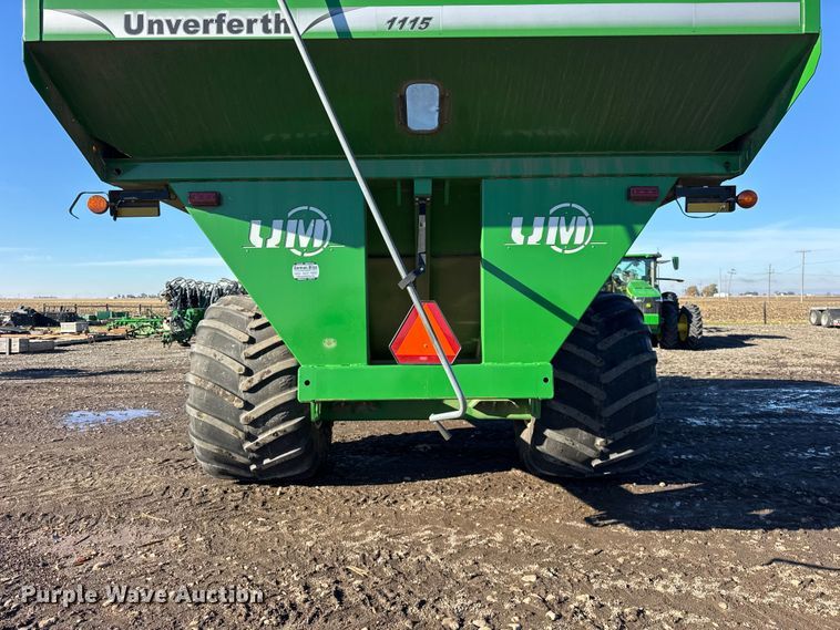image for item YA1411 2011 Unverferth 1115 grain cart