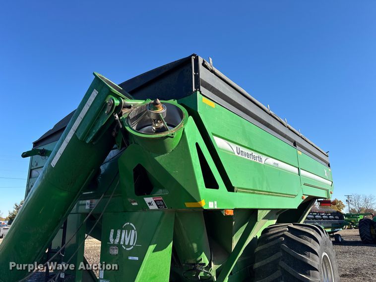 image for item YA1411 2011 Unverferth 1115 grain cart