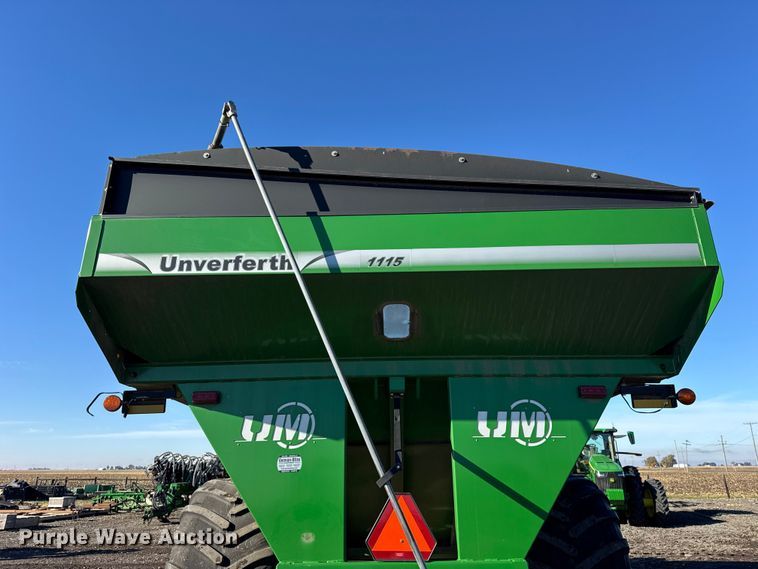 image for item YA1411 2011 Unverferth 1115 grain cart
