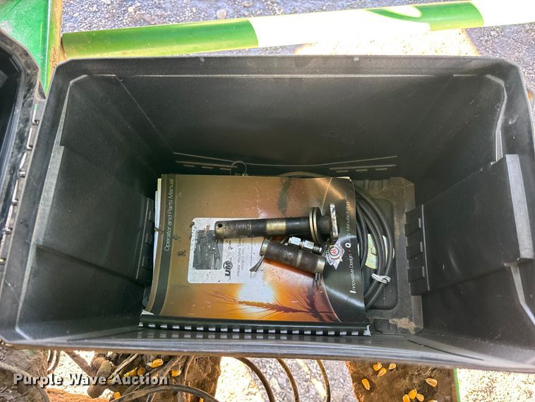 image for item YA1411 2011 Unverferth 1115 grain cart