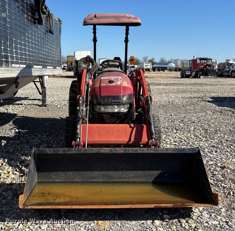 image for item YA1419 2014 Case IH Farmall 30C MFWD tractor