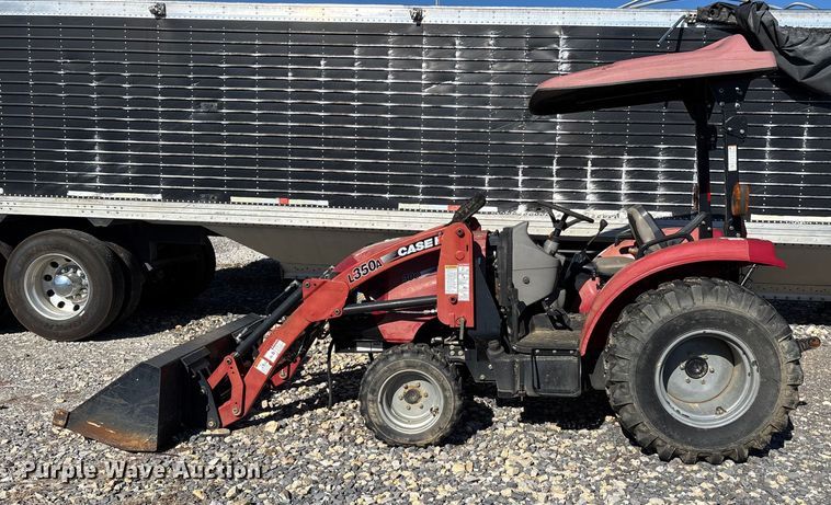 image for item YA1419 2014 Case IH Farmall 30C MFWD tractor