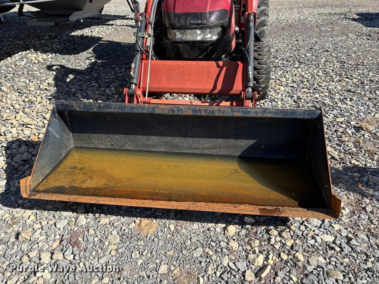 image for item YA1419 2014 Case IH Farmall 30C MFWD tractor