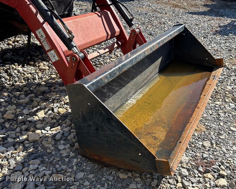 image for item YA1419 2014 Case IH Farmall 30C MFWD tractor