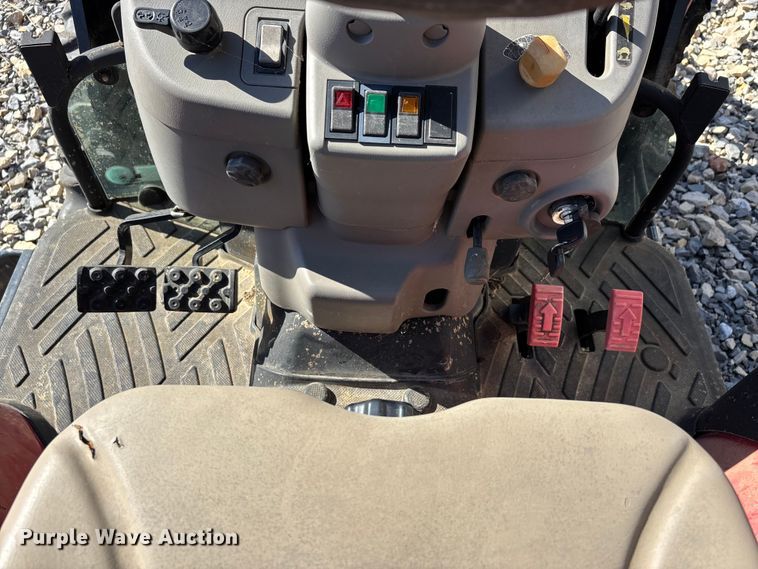 image for item YA1419 2014 Case IH Farmall 30C MFWD tractor