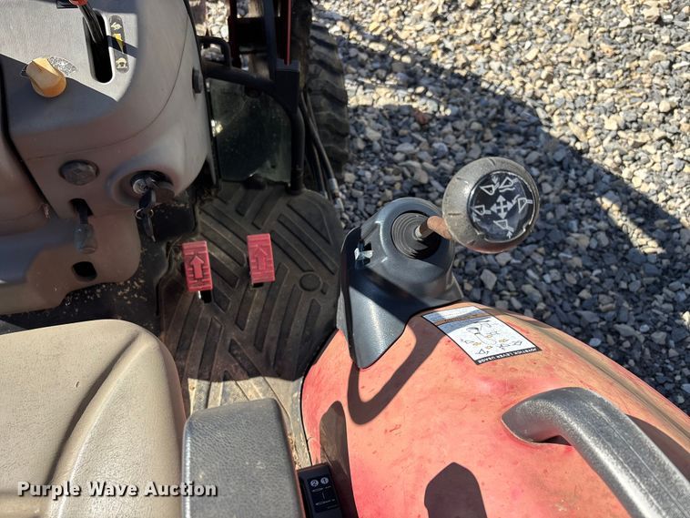 image for item YA1419 2014 Case IH Farmall 30C MFWD tractor